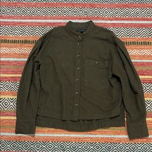 Banana Republic Dark Olive Shirt Jacket. Lightweight flannel size XS